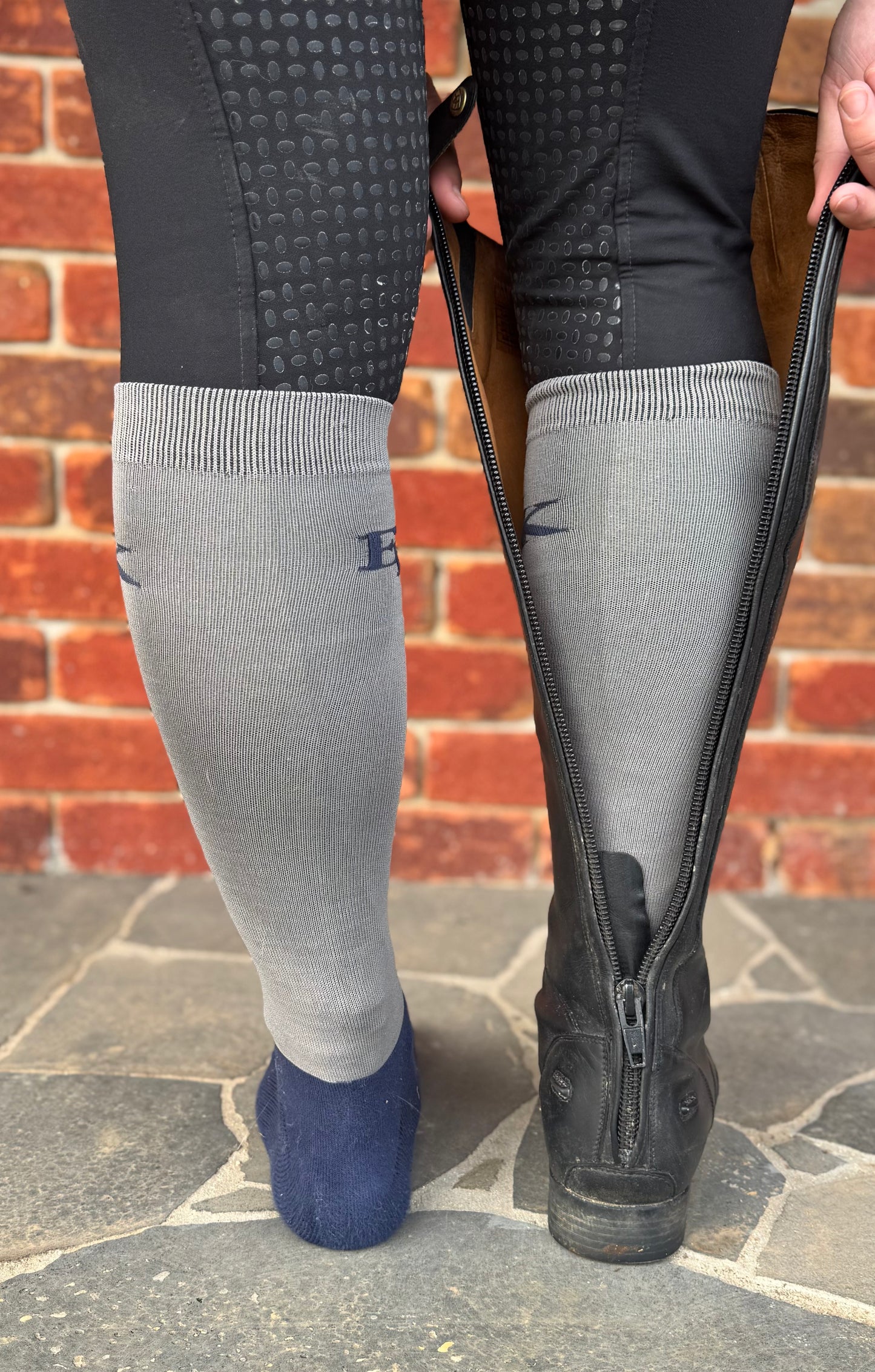 Cotton-blend riding socks
